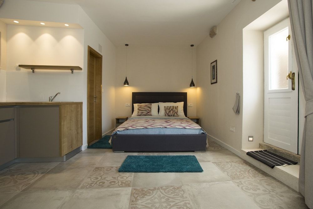 undefined Situs Residence 8