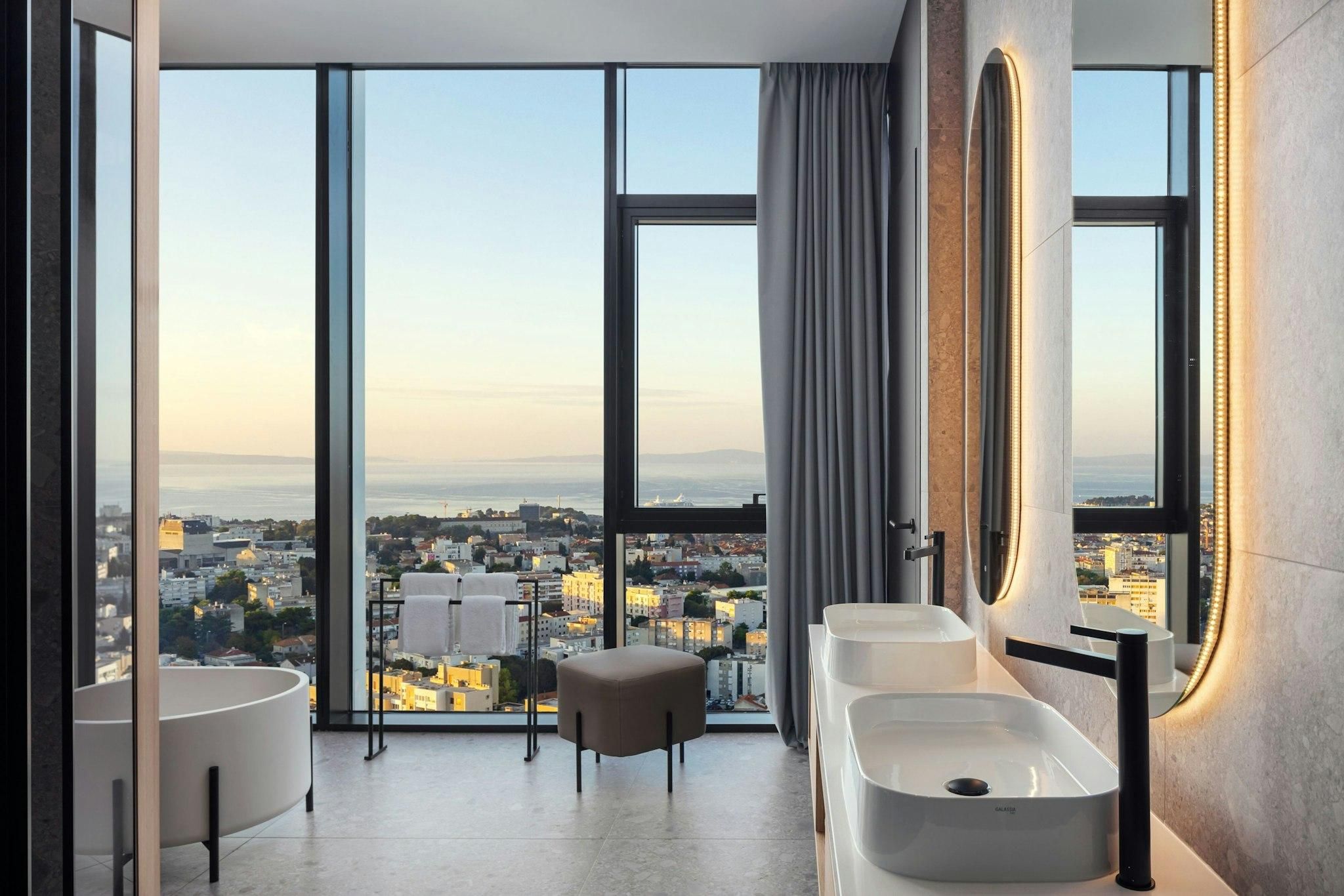 Presidential Suite, King, Presidential Suite, 1 King, Sea view