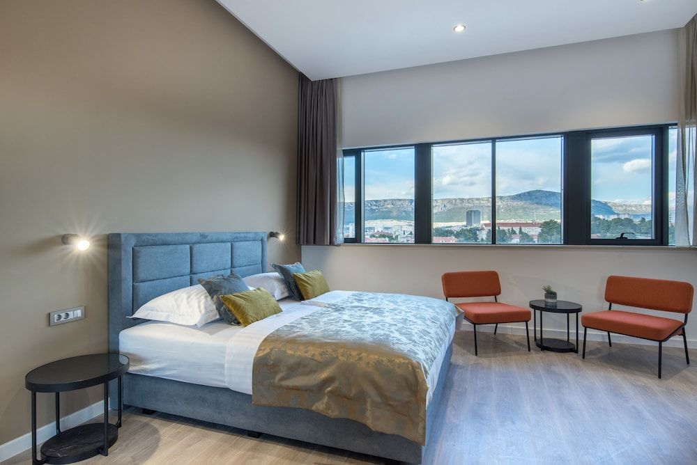 undefined Seascape Luxury Rooms 8