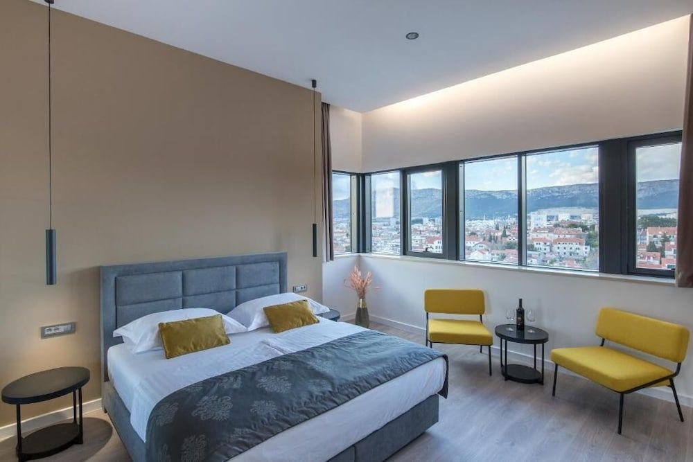 undefined Seascape Luxury Rooms 9