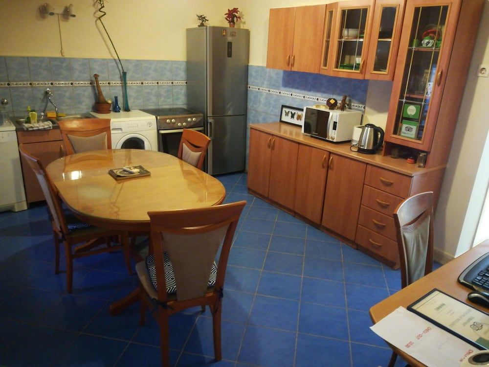 undefined Inchy Accommodation 5