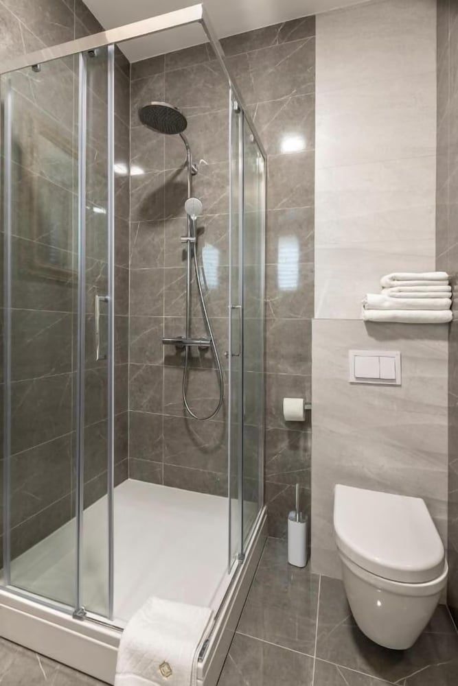 Elixir Luxury Rooms - in the old town Deluxe Double Room, Courtyard View (Lucija) 7