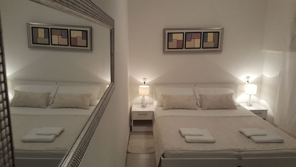 Rooms Valentino Comfort Double or Twin Room 3