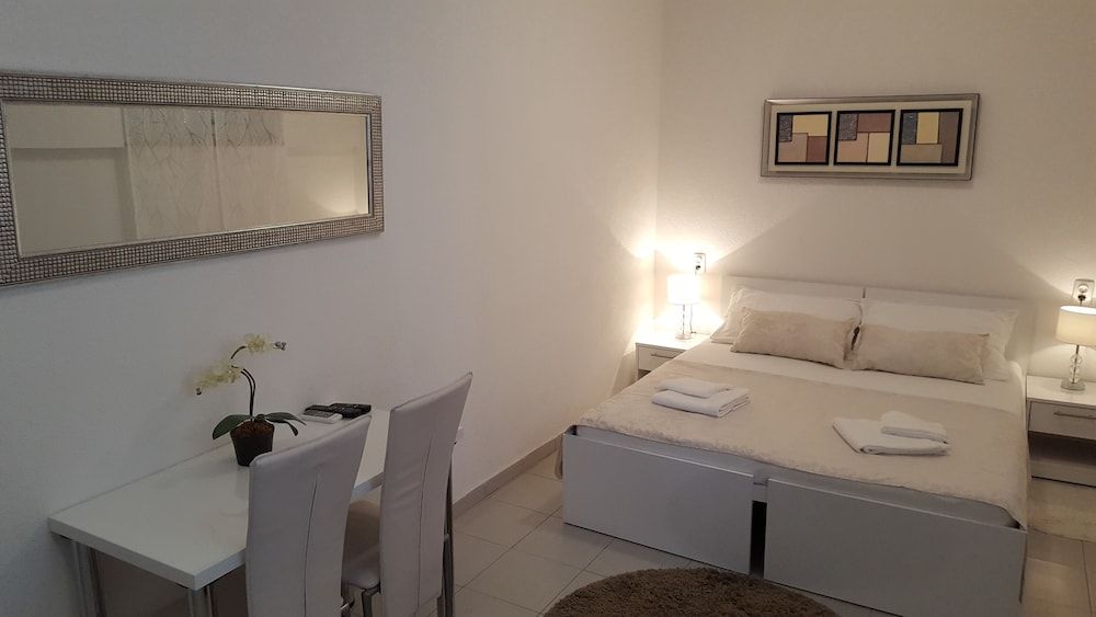 Rooms Valentino Comfort Double or Twin Room