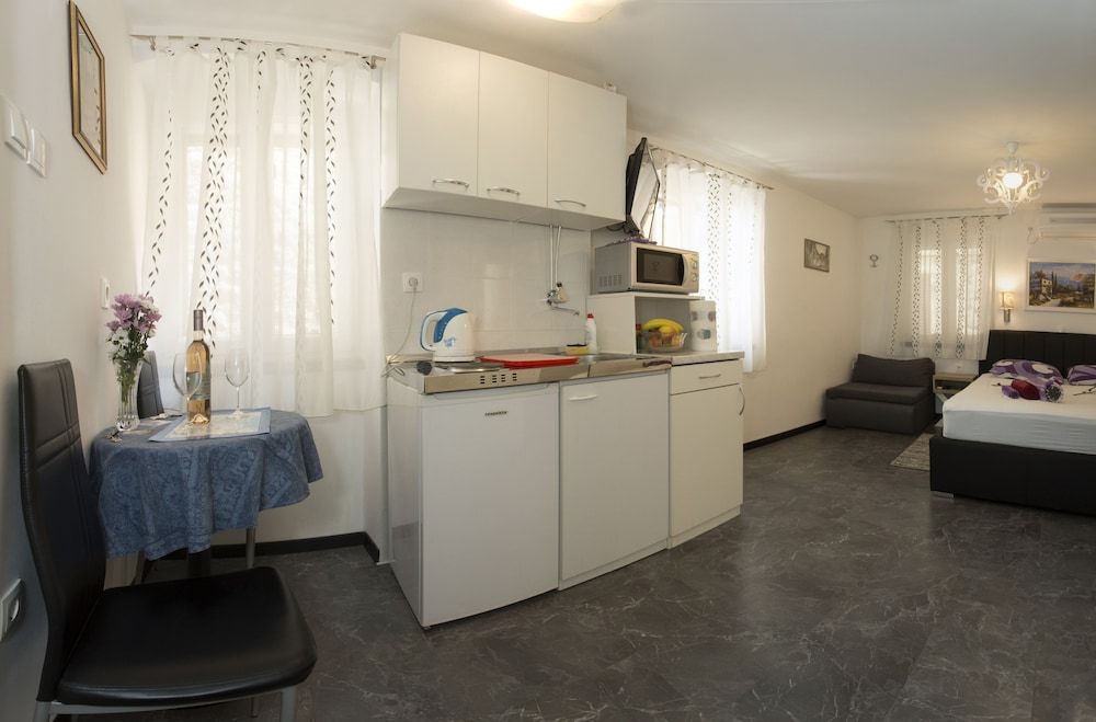 Guesthouse Aleto Studio (1) 9