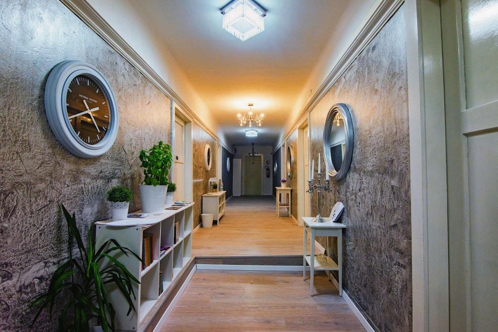 undefined Mama's and Papa's Luxury Rooms 5