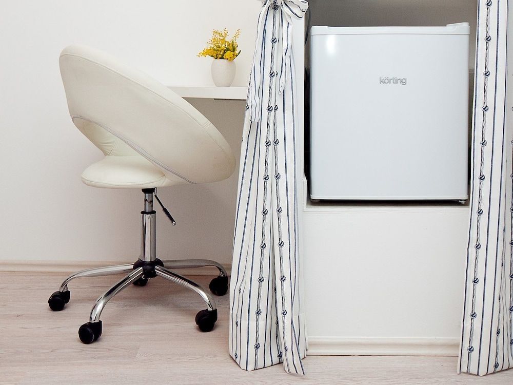 Guest House Leta Double Room, Garden View 5