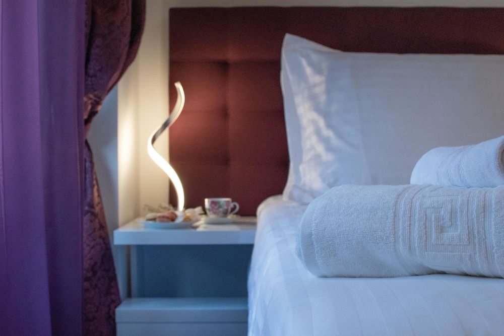 Center Luxury Rooms 1 Deluxe Triple Room, Private Bathroom (Room 1) 4