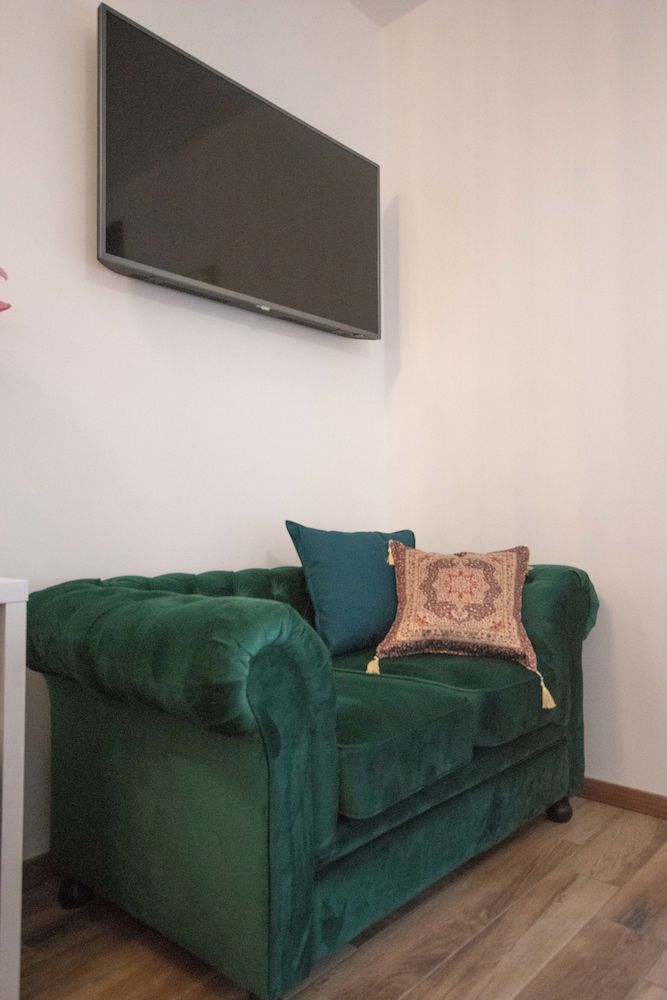 Center Luxury Rooms 1 Deluxe Triple Room, Private Bathroom (Room 1) 9