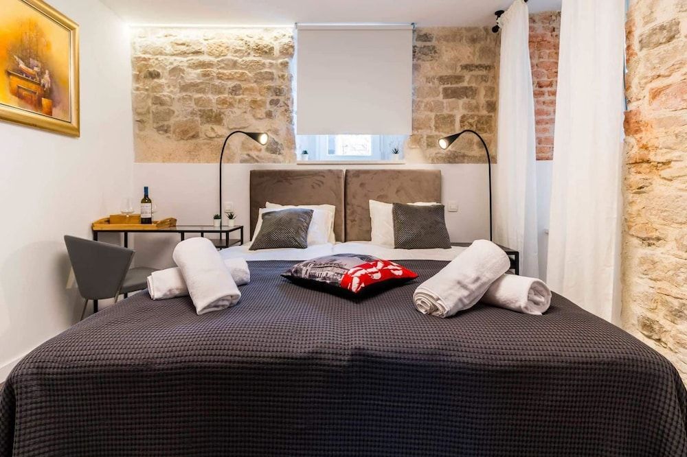 undefined 7heaven Luxury Rooms Palace