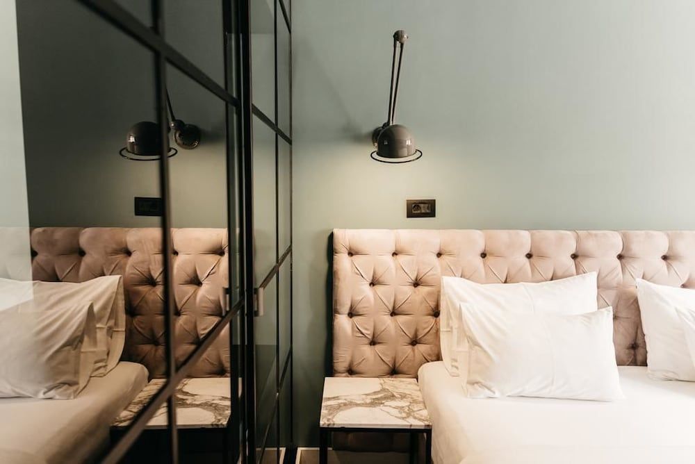 Abokamento Boutique Rooms Deluxe Double or Twin Room (3) 4