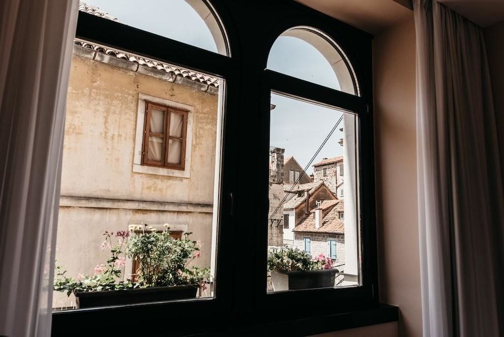 Abokamento Boutique Rooms Deluxe Double or Twin Room (3) 6