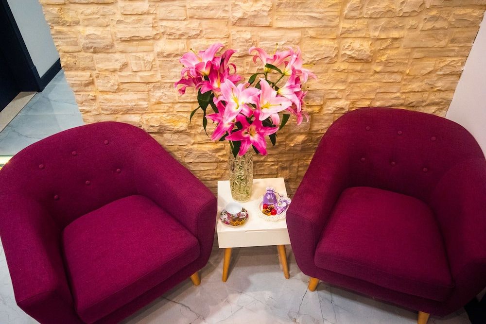 undefined Center Luxury Rooms 3 10