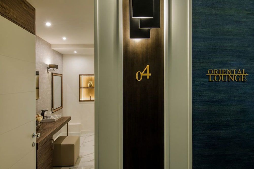 Miraval Luxury Rooms Oriental Lounge Room 4