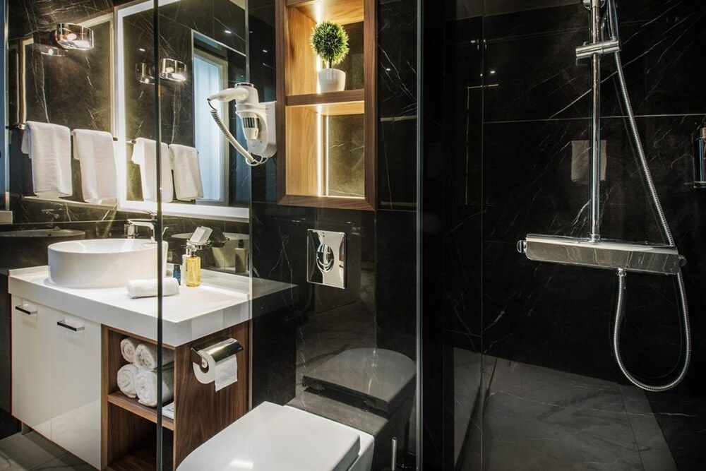 Miraval Luxury Rooms Oriental Lounge Room 6