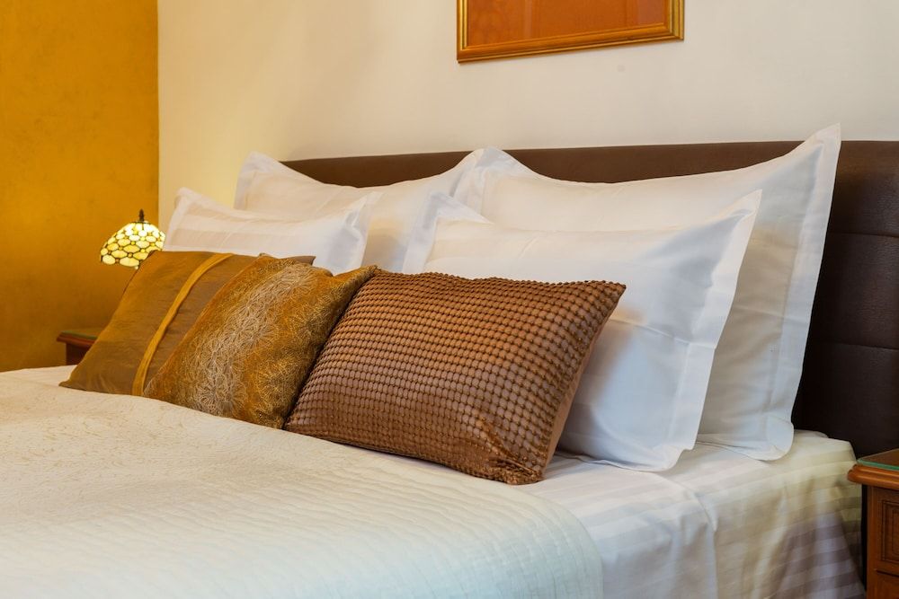 Romantic Luxury Rooms Superior Room 10