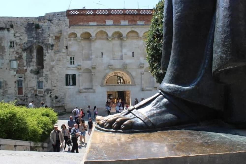 undefined The Suites at Central Split 6