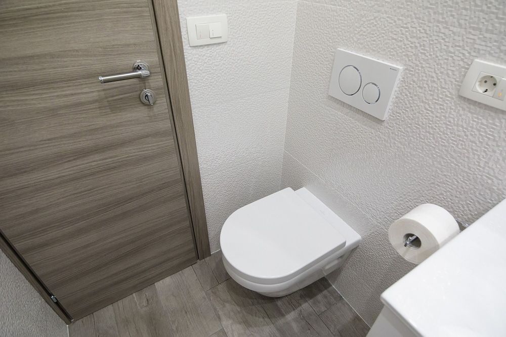 Rose Gold Rooms & Studio With Balcony Studio, Balcony 14