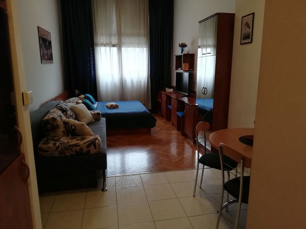 undefined Guest House Happy Brothers Split