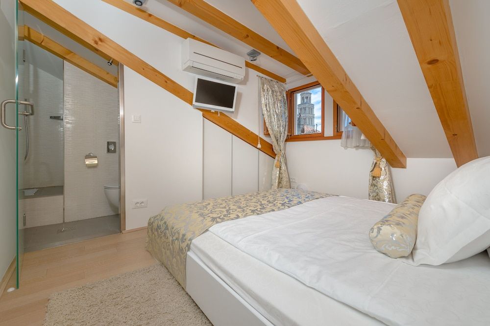 undefined Villa Valeria 6