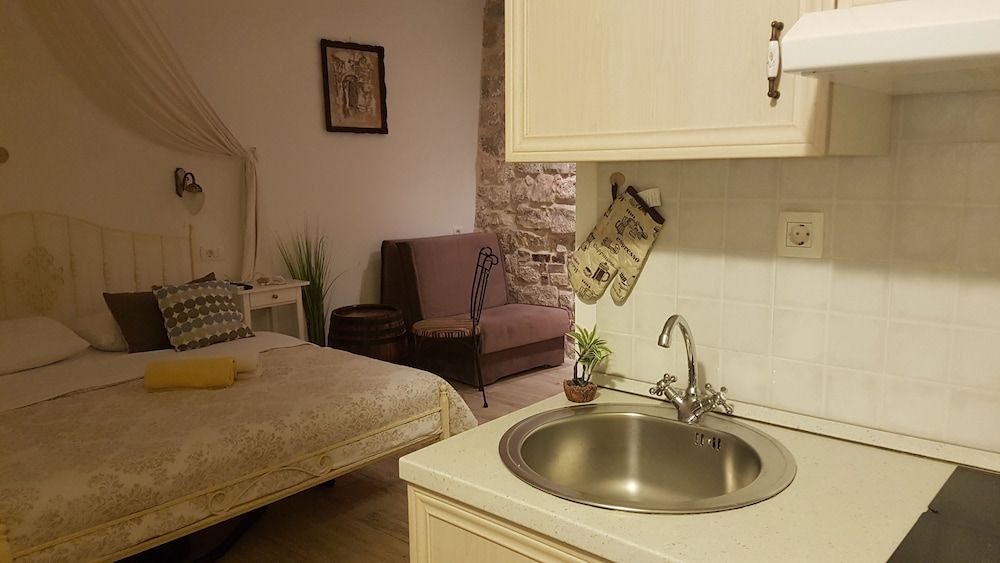 Orlando City Centre Exclusive Studio 9