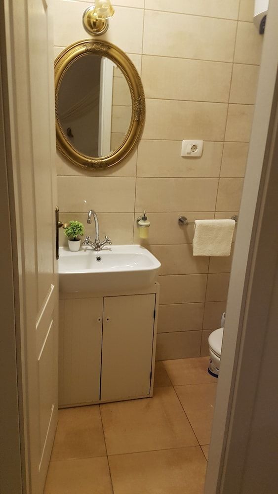 Orlando City Centre Exclusive Studio 5