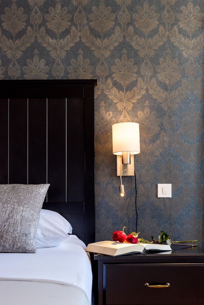 Wind Rose Split Studio 11