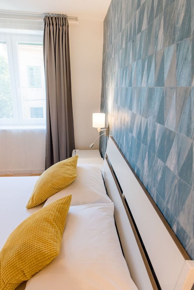 Wind Rose Split Double Room (1) 6