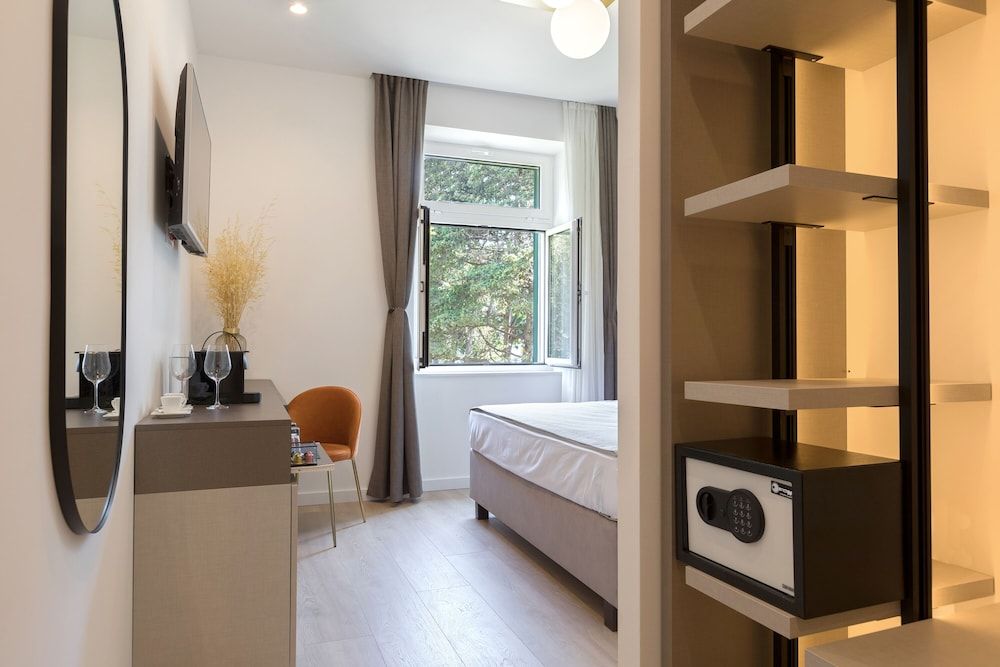 undefined Luxury Rooms Green Park 3
