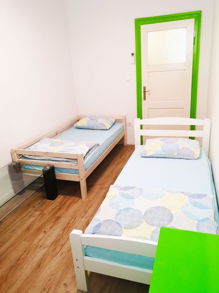 undefined Chillax Rooms 10