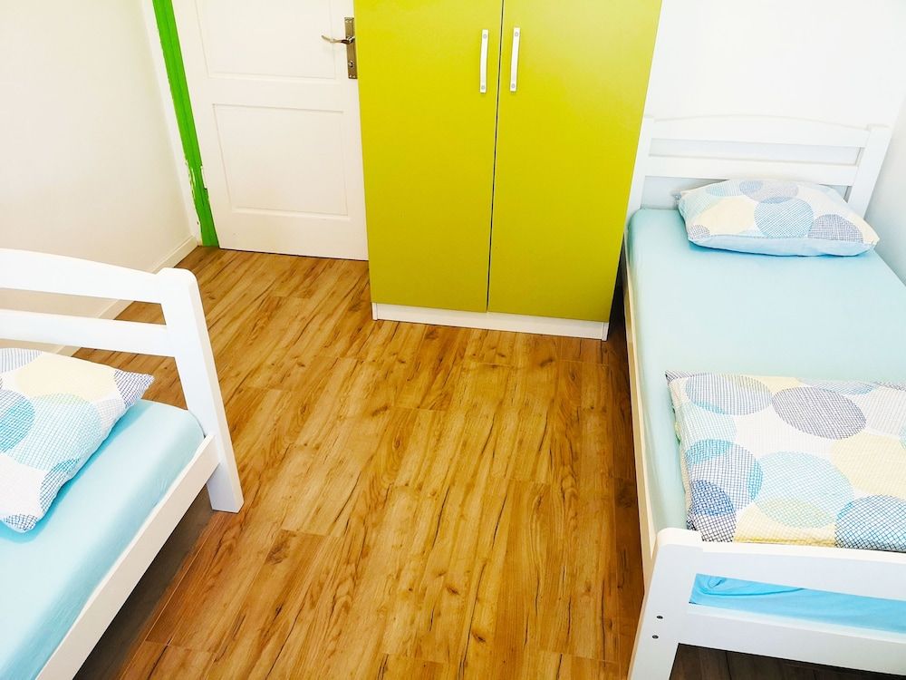 undefined Chillax Rooms 6
