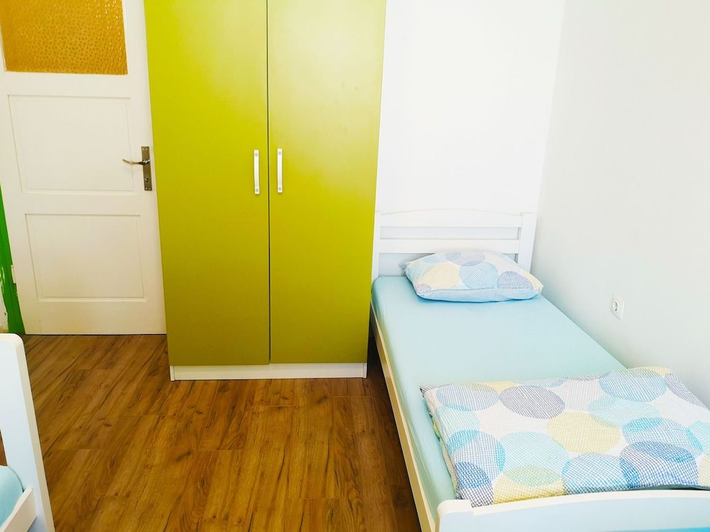 undefined Chillax Rooms 7