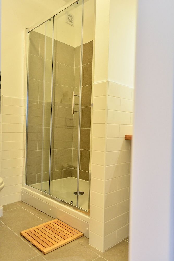 Golden B&B Standard Room, Courtyard View 6