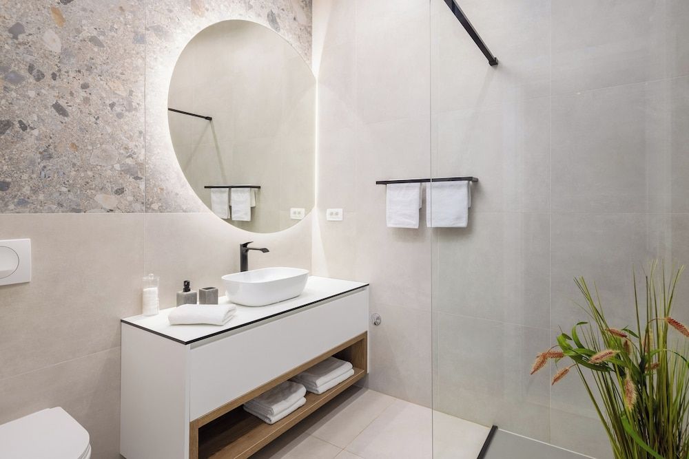 48 Rooms Split Comfort Double or Twin Room 12