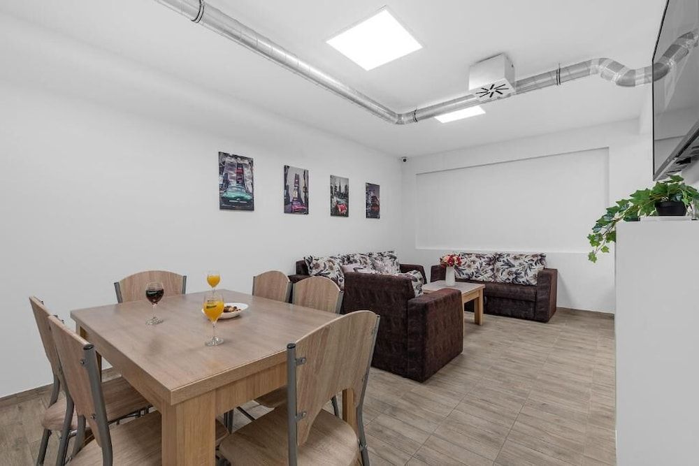 undefined Hostel Elli 5