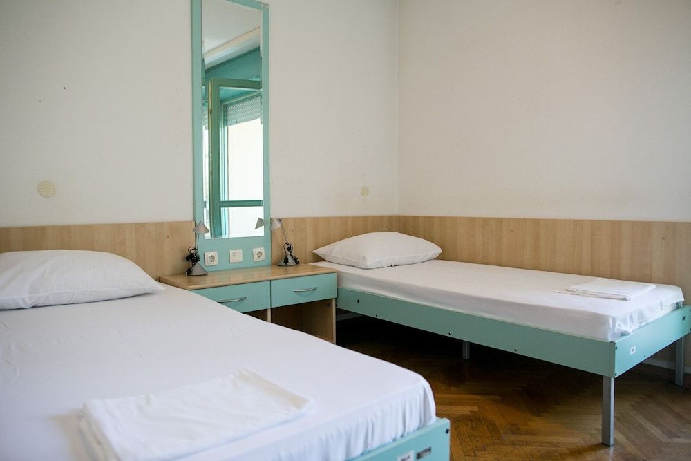 undefined Hostel Spinut 10