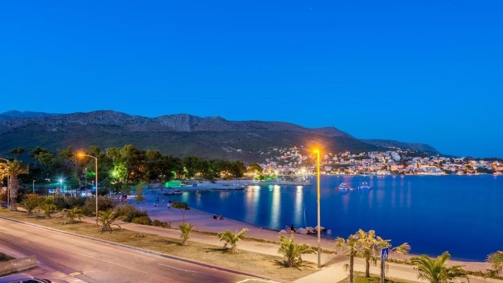 undefined Hostel Book'n'Hook 4