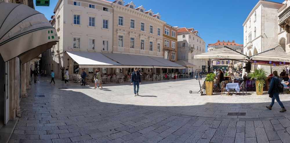 undefined Luxury Rooms Rustic Chic 9