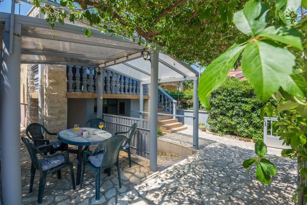 Apartments Bilic