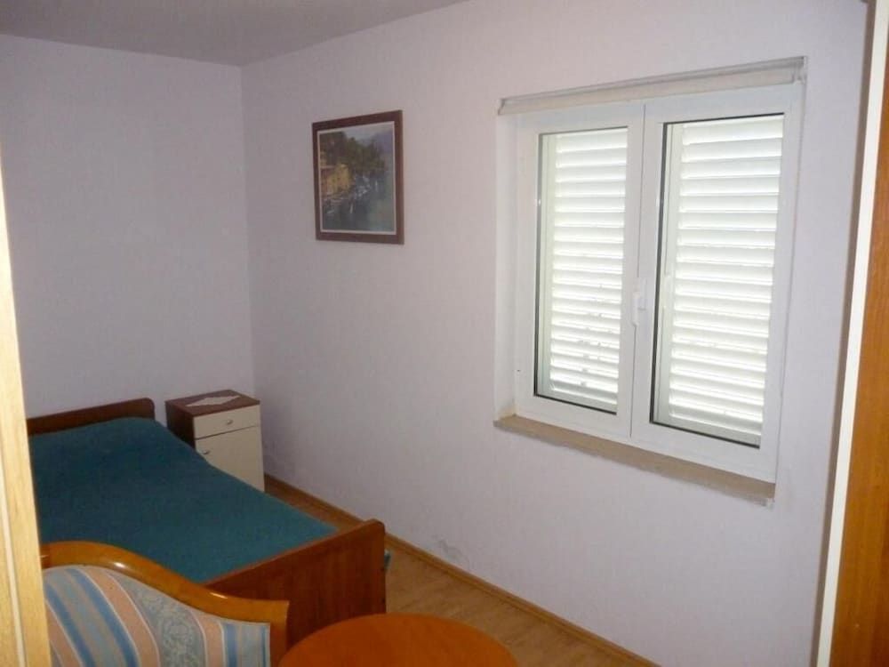 Apartment (Two Bedroom Apartment with Terrace)