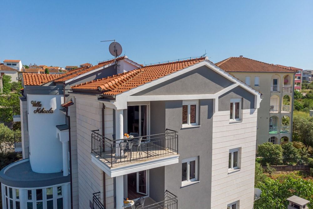 Apartment Antonia 220m From the Beach