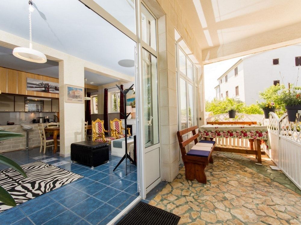 Villa Stil Apartment (Luxury Two-Bedroom Apartment) 8