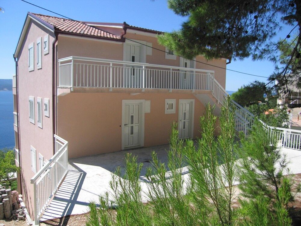 Apartments Vesna Mimice