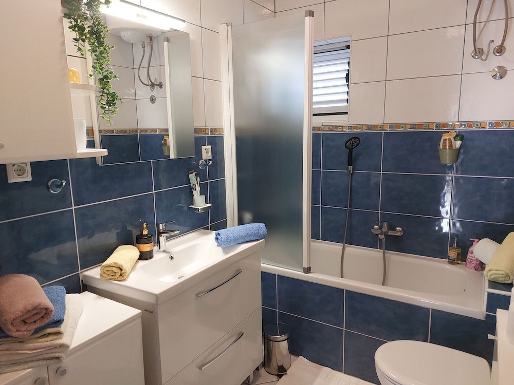 Apartments Zvonimir Apartment (A1) 11