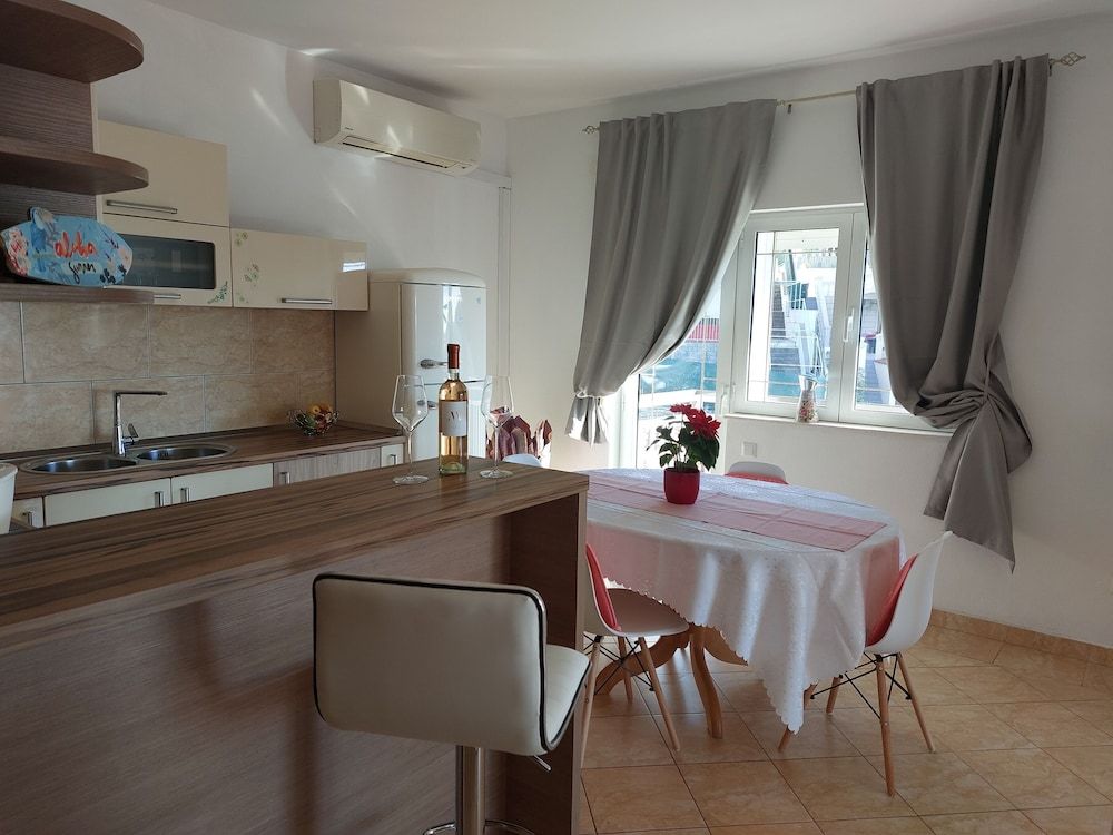 undefined Apartments Zvonimir 10