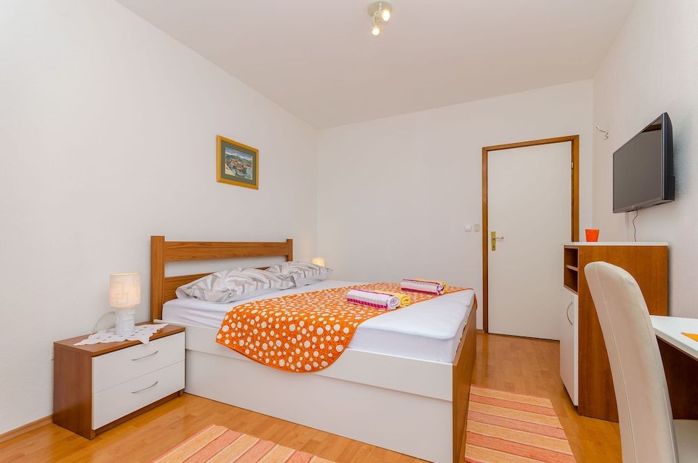 Apartments Zvonimir Apartment (A3) 2