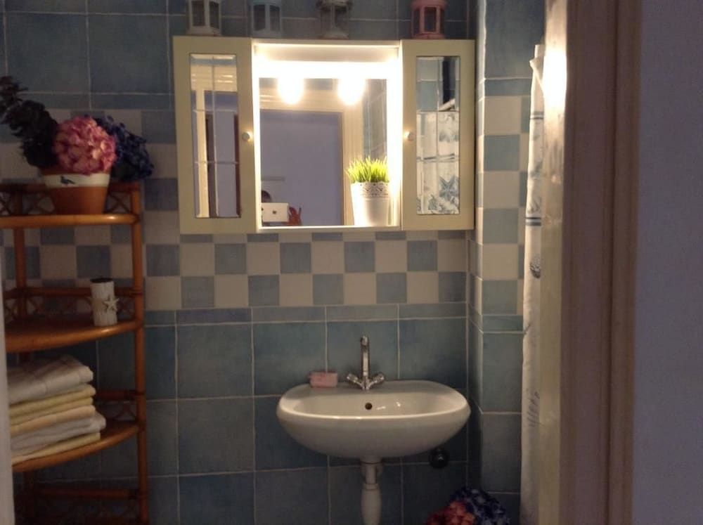 Apartment Hvar - Center Town Apartment, 3 Bedrooms, Sea View 11