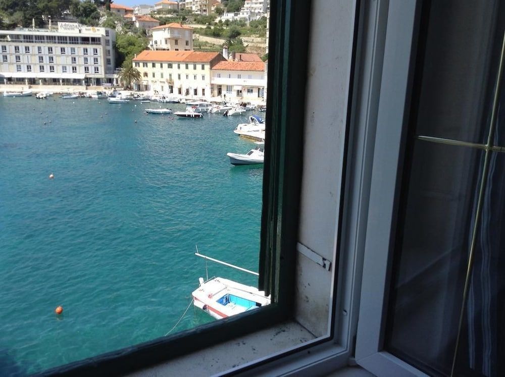 Apartment Hvar - Center Town Apartment, 3 Bedrooms, Sea View 13