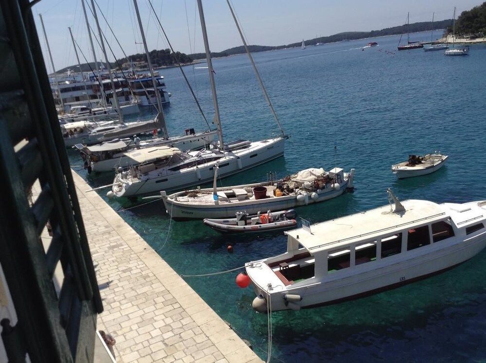 Apartment Hvar - Center Town Apartment, 3 Bedrooms, Sea View 14