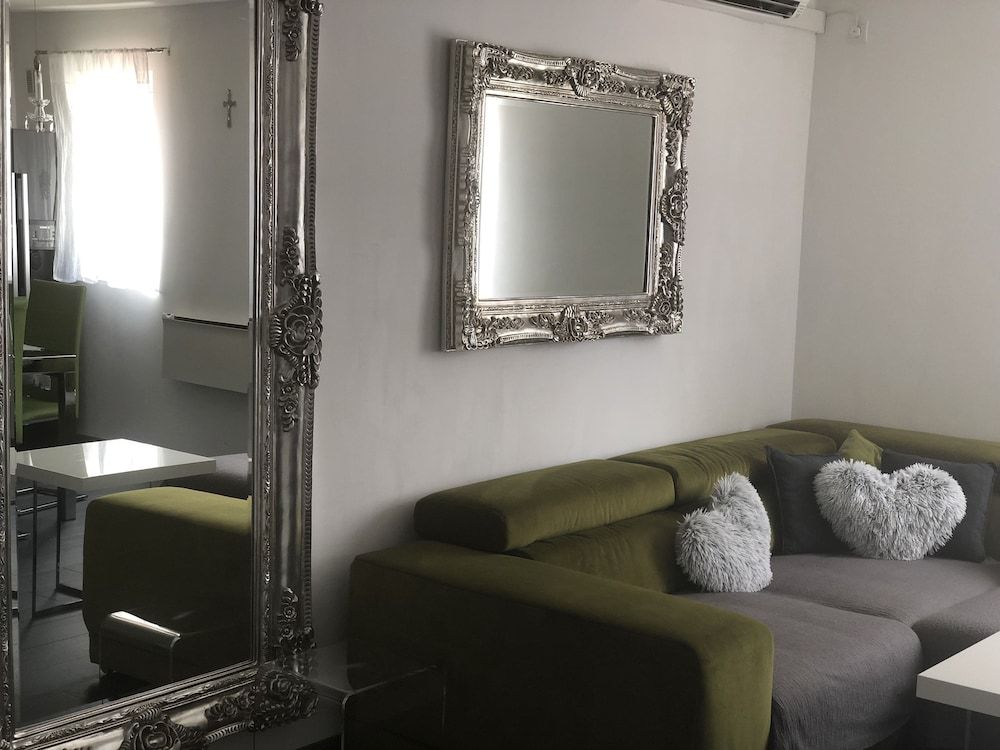 Casa di Lavanda Superior Apartment 12